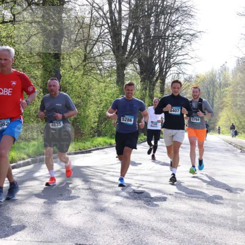 12.04.2026 - 45. Internationalen Wilhelmsburger Insellauf Yannick Fuchs http://msf.ph/oto/9483753 12.04.2026 10:32:49 Laufen 3662, 5286, 2189, 4635, 5407, 5794 meine-sportfotos.de