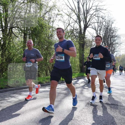 12.04.2026 - 45. Internationalen Wilhelmsburger Insellauf Yannick Fuchs http://msf.ph/oto/9483779 12.04.2026 10:32:51 Laufen 4635, 5286, 5407, 794 meine-sportfotos.de