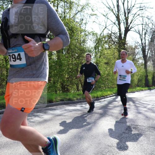 12.04.2026 - 45. Internationalen Wilhelmsburger Insellauf Yannick Fuchs http://msf.ph/oto/9483806 12.04.2026 10:32:53 Laufen 794, 5697, 2189 meine-sportfotos.de