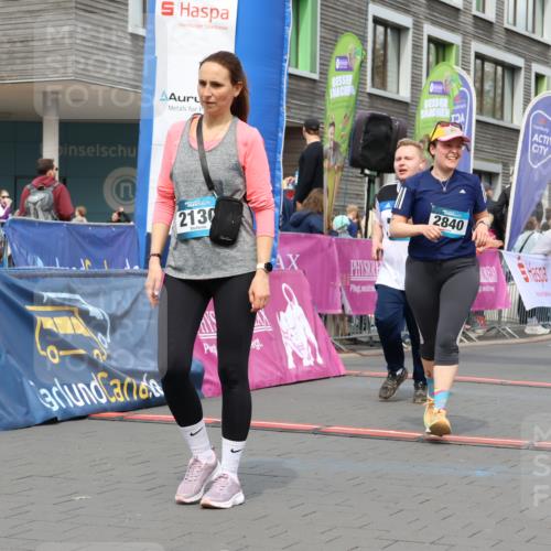 12.04.2026 - 45. Internationalen Wilhelmsburger Insellauf Strokosch-Dieckow http://msf.ph/oto/9483815 12.04.2026 13:22:29 Ziel 2130, 2840, 3998, 5462, 5205, 4809, 2002 meine-sportfotos.de