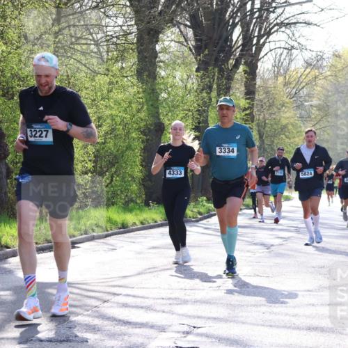 12.04.2026 - 45. Internationalen Wilhelmsburger Insellauf Yannick Fuchs http://msf.ph/oto/9483822 12.04.2026 10:32:56 Laufen 3227, 4333, 3334, 2102, 5824, 2656 meine-sportfotos.de
