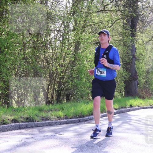 12.04.2026 - 45. Internationalen Wilhelmsburger Insellauf Yannick Fuchs http://msf.ph/oto/9483846 12.04.2026 10:45:42 Laufen 3798 meine-sportfotos.de