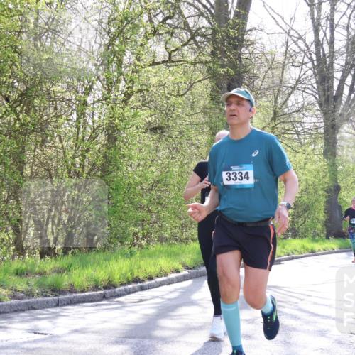 12.04.2026 - 45. Internationalen Wilhelmsburger Insellauf Yannick Fuchs http://msf.ph/oto/9483901 12.04.2026 10:32:59 Laufen 3334, 2813, 5824 meine-sportfotos.de