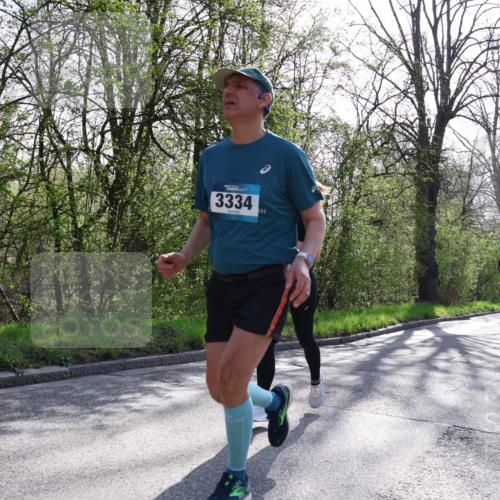 12.04.2026 - 45. Internationalen Wilhelmsburger Insellauf Yannick Fuchs http://msf.ph/oto/9483918 12.04.2026 10:33:00 Laufen 3334, 5824 meine-sportfotos.de
