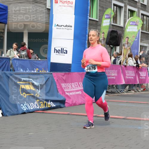 12.04.2026 - 45. Internationalen Wilhelmsburger Insellauf Strokosch-Dieckow http://msf.ph/oto/9483972 12.04.2026 13:22:15 Ziel 3676, 2628, 3251, 5201 meine-sportfotos.de