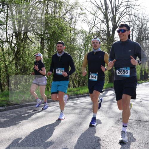 12.04.2026 - 45. Internationalen Wilhelmsburger Insellauf Yannick Fuchs http://msf.ph/oto/9483978 12.04.2026 10:33:05 Laufen 2102, 2104, 2656 meine-sportfotos.de