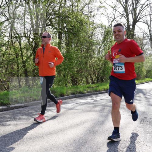 12.04.2026 - 45. Internationalen Wilhelmsburger Insellauf Yannick Fuchs http://msf.ph/oto/9484015 12.04.2026 10:33:09 Laufen 2073 meine-sportfotos.de