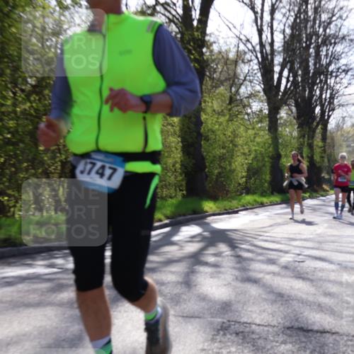 12.04.2026 - 45. Internationalen Wilhelmsburger Insellauf Yannick Fuchs http://msf.ph/oto/9484127 12.04.2026 10:33:25 Laufen 3747 meine-sportfotos.de