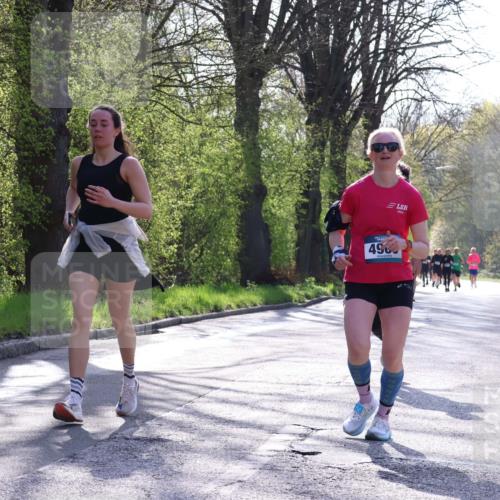 12.04.2026 - 45. Internationalen Wilhelmsburger Insellauf Yannick Fuchs http://msf.ph/oto/9484156 12.04.2026 10:33:27 Laufen 490 meine-sportfotos.de