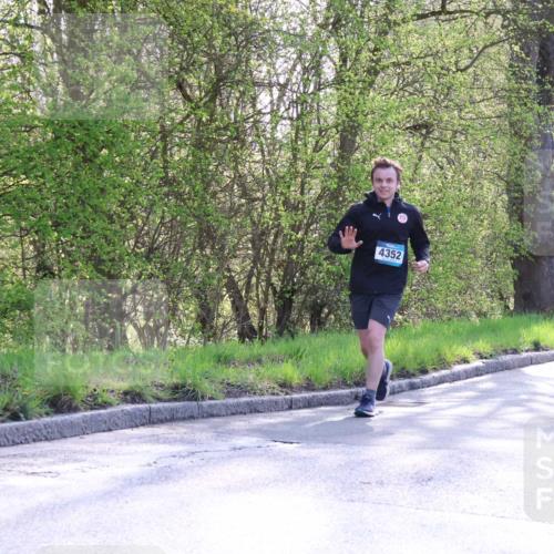 12.04.2026 - 45. Internationalen Wilhelmsburger Insellauf Yannick Fuchs http://msf.ph/oto/9484340 12.04.2026 10:45:57 Laufen 4352, 28, 3754 meine-sportfotos.de