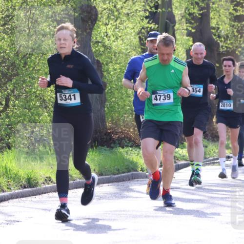 12.04.2026 - 45. Internationalen Wilhelmsburger Insellauf Yannick Fuchs http://msf.ph/oto/9484418 12.04.2026 10:33:41 Laufen 5341, 4739, 054, 3173, 2810 meine-sportfotos.de