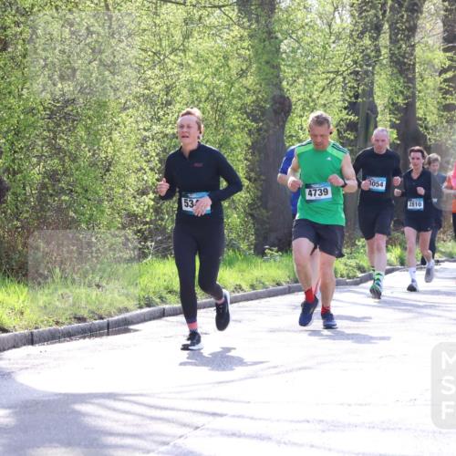 12.04.2026 - 45. Internationalen Wilhelmsburger Insellauf Yannick Fuchs http://msf.ph/oto/9484445 12.04.2026 10:33:42 Laufen 53, 4739, 3054, 3173, 2810, 4758 meine-sportfotos.de