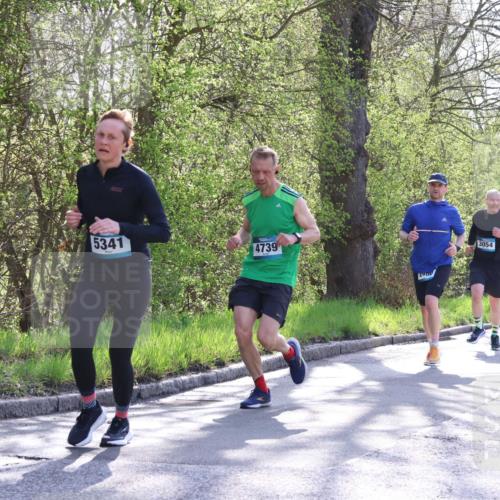 12.04.2026 - 45. Internationalen Wilhelmsburger Insellauf Yannick Fuchs http://msf.ph/oto/9484507 12.04.2026 10:33:46 Laufen 5341, 3054, 4739, 2810, 3173 meine-sportfotos.de