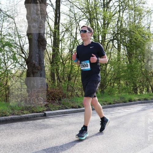 12.04.2026 - 45. Internationalen Wilhelmsburger Insellauf Yannick Fuchs http://msf.ph/oto/9484647 12.04.2026 10:46:06 Laufen 2900 meine-sportfotos.de