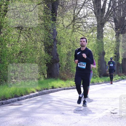 12.04.2026 - 45. Internationalen Wilhelmsburger Insellauf Yannick Fuchs http://msf.ph/oto/9484670 12.04.2026 10:46:08 Laufen 5629, 4654 meine-sportfotos.de