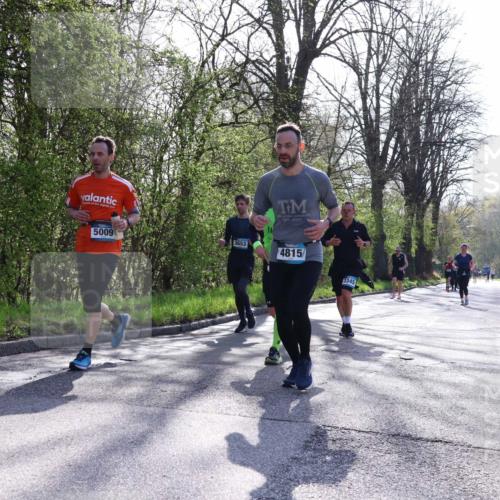 12.04.2026 - 45. Internationalen Wilhelmsburger Insellauf Yannick Fuchs http://msf.ph/oto/9484706 12.04.2026 10:33:53 Laufen 2007, 5009, 3653, 4815, 3345 meine-sportfotos.de