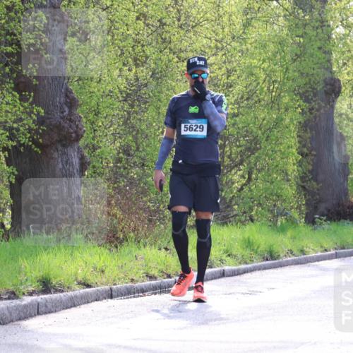 12.04.2026 - 45. Internationalen Wilhelmsburger Insellauf Yannick Fuchs http://msf.ph/oto/9484774 12.04.2026 10:46:16 Laufen 5629 meine-sportfotos.de