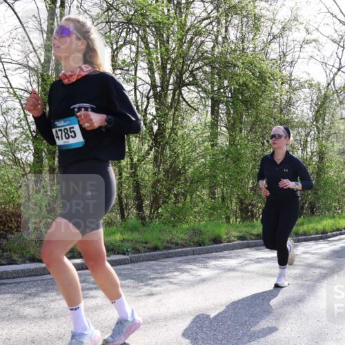 12.04.2026 - 45. Internationalen Wilhelmsburger Insellauf Yannick Fuchs http://msf.ph/oto/9484919 12.04.2026 10:34:06 Laufen 4785, 2190 meine-sportfotos.de