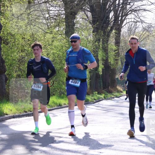 12.04.2026 - 45. Internationalen Wilhelmsburger Insellauf Yannick Fuchs http://msf.ph/oto/9485070 12.04.2026 10:34:17 Laufen 5594, 4481, 3408, 3792 meine-sportfotos.de