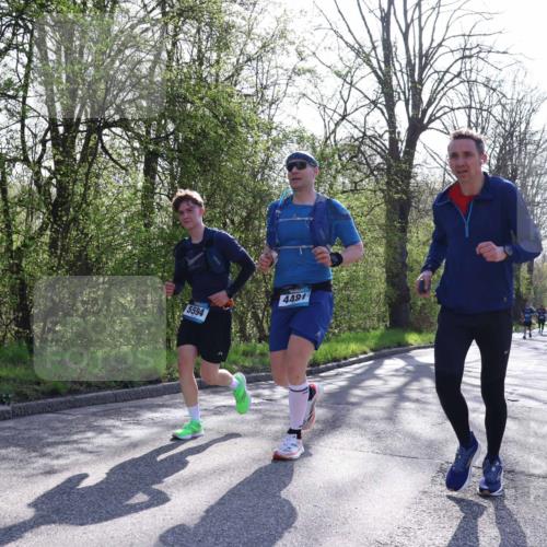 12.04.2026 - 45. Internationalen Wilhelmsburger Insellauf Yannick Fuchs http://msf.ph/oto/9485137 12.04.2026 10:34:19 Laufen 5594, 4491 meine-sportfotos.de