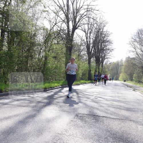 12.04.2026 - 45. Internationalen Wilhelmsburger Insellauf Yannick Fuchs http://msf.ph/oto/9485168 12.04.2026 10:34:23 Laufen 3408 meine-sportfotos.de