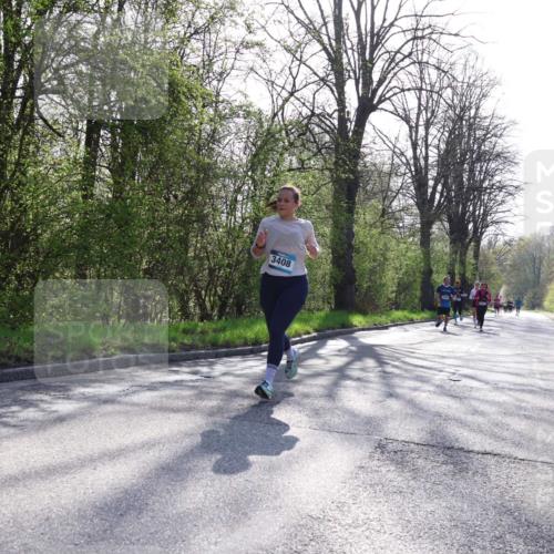 12.04.2026 - 45. Internationalen Wilhelmsburger Insellauf Yannick Fuchs http://msf.ph/oto/9485177 12.04.2026 10:34:23 Laufen 3408 meine-sportfotos.de
