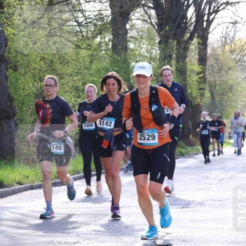 12.04.2026 - 45. Internationalen Wilhelmsburger Insellauf Yannick Fuchs http://msf.ph/oto/9485194 12.04.2026 10:46:27 Laufen 3140, 3468, 3142, 2529, 25 meine-sportfotos.de