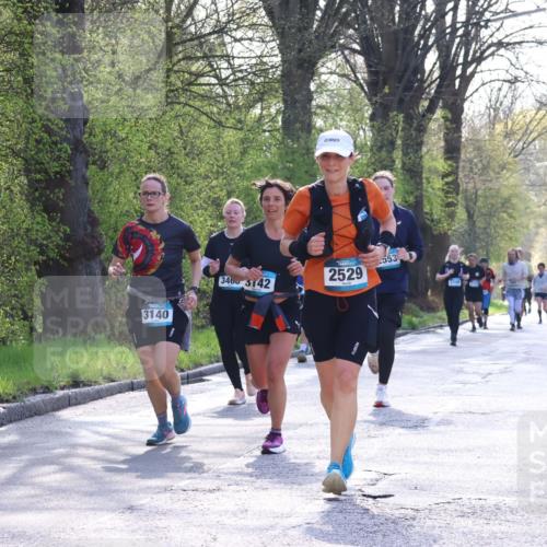 12.04.2026 - 45. Internationalen Wilhelmsburger Insellauf Yannick Fuchs http://msf.ph/oto/9485216 12.04.2026 10:46:27 Laufen 3140, 553, 3460, 3142, 2529 meine-sportfotos.de