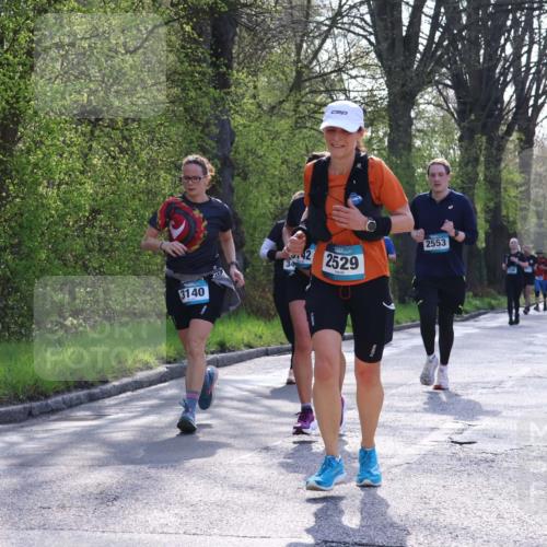 12.04.2026 - 45. Internationalen Wilhelmsburger Insellauf Yannick Fuchs http://msf.ph/oto/9485301 12.04.2026 10:46:28 Laufen 3140, 42, 34, 2529, 2553 meine-sportfotos.de