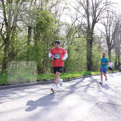 12.04.2026 - 45. Internationalen Wilhelmsburger Insellauf Yannick Fuchs http://msf.ph/oto/9485308 12.04.2026 10:34:39 Laufen 5563 meine-sportfotos.de