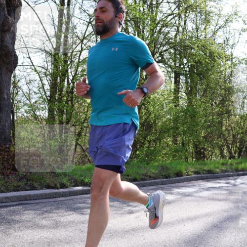 12.04.2026 - 45. Internationalen Wilhelmsburger Insellauf Yannick Fuchs http://msf.ph/oto/9485364 12.04.2026 10:34:41 Laufen  meine-sportfotos.de