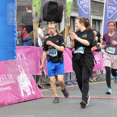 12.04.2026 - 45. Internationalen Wilhelmsburger Insellauf Strokosch-Dieckow http://msf.ph/oto/9485387 12.04.2026 13:20:14 Ziel 5003, 3857, 2946, 4905, 4274, 2534 meine-sportfotos.de