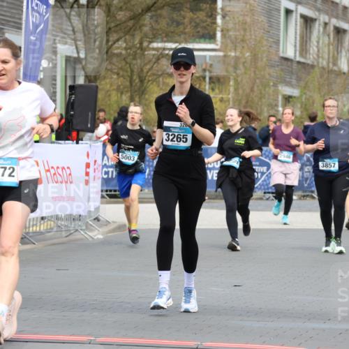 12.04.2026 - 45. Internationalen Wilhelmsburger Insellauf Strokosch-Dieckow http://msf.ph/oto/9485402 12.04.2026 13:20:07 Ziel 2799, 4972, 3265 meine-sportfotos.de