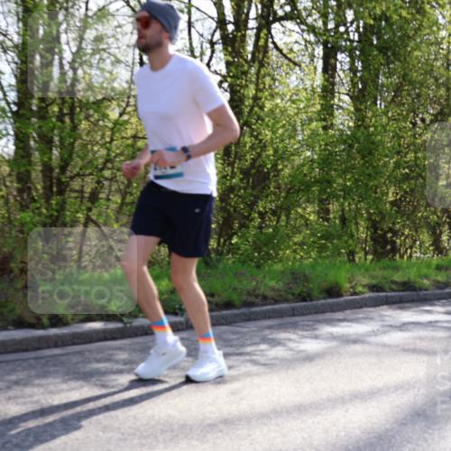 12.04.2026 - 45. Internationalen Wilhelmsburger Insellauf Yannick Fuchs http://msf.ph/oto/9485415 12.04.2026 10:34:44 Laufen  meine-sportfotos.de