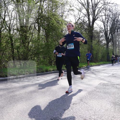 12.04.2026 - 45. Internationalen Wilhelmsburger Insellauf Yannick Fuchs http://msf.ph/oto/9485427 12.04.2026 10:46:32 Laufen 3468, 2553 meine-sportfotos.de