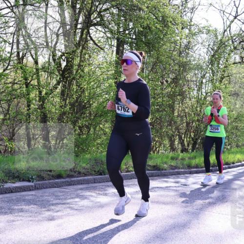 12.04.2026 - 45. Internationalen Wilhelmsburger Insellauf Yannick Fuchs http://msf.ph/oto/9485532 12.04.2026 10:34:49 Laufen 4762, 3256, 4631, 2300 meine-sportfotos.de