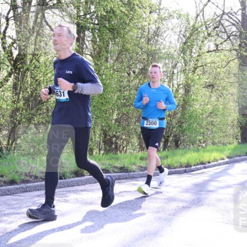 12.04.2026 - 45. Internationalen Wilhelmsburger Insellauf Yannick Fuchs http://msf.ph/oto/9485589 12.04.2026 10:34:51 Laufen 631, 2300, 2995, 2845 meine-sportfotos.de