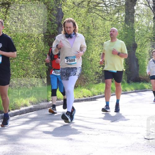 12.04.2026 - 45. Internationalen Wilhelmsburger Insellauf Yannick Fuchs http://msf.ph/oto/9485609 12.04.2026 10:46:40 Laufen 3723, 2930, 2988, 2931 meine-sportfotos.de