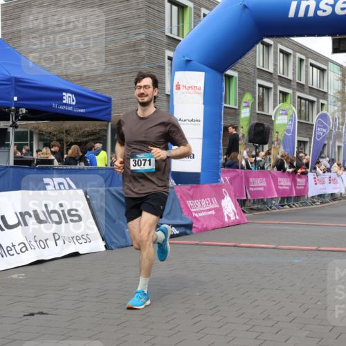 12.04.2026 - 45. Internationalen Wilhelmsburger Insellauf Strokosch-Dieckow http://msf.ph/oto/9485619 12.04.2026 13:19:43 Ziel 3071, 2027 meine-sportfotos.de