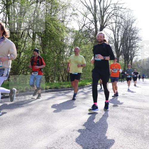 12.04.2026 - 45. Internationalen Wilhelmsburger Insellauf Yannick Fuchs http://msf.ph/oto/9485660 12.04.2026 10:46:44 Laufen 2985, 2930, 293, 3665 meine-sportfotos.de