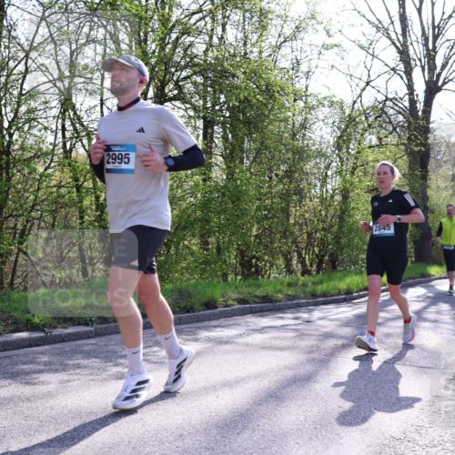 12.04.2026 - 45. Internationalen Wilhelmsburger Insellauf Yannick Fuchs http://msf.ph/oto/9485686 12.04.2026 10:34:53 Laufen 2995, 2845 meine-sportfotos.de
