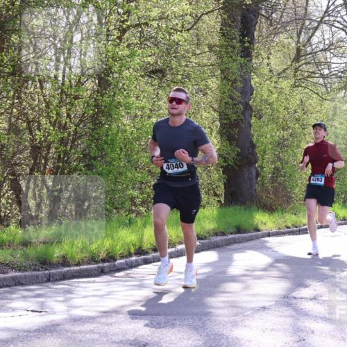 12.04.2026 - 45. Internationalen Wilhelmsburger Insellauf Yannick Fuchs http://msf.ph/oto/9485716 12.04.2026 10:29:03 Laufen 4040, 4393 meine-sportfotos.de