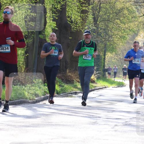 12.04.2026 - 45. Internationalen Wilhelmsburger Insellauf Yannick Fuchs http://msf.ph/oto/9485758 12.04.2026 10:29:09 Laufen 3834, 44, 2521, 2148, 2456 meine-sportfotos.de