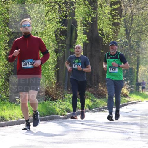 12.04.2026 - 45. Internationalen Wilhelmsburger Insellauf Yannick Fuchs http://msf.ph/oto/9485762 12.04.2026 10:29:10 Laufen 3834, 3144, 2521, 2148, 2456 meine-sportfotos.de