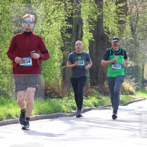 12.04.2026 - 45. Internationalen Wilhelmsburger Insellauf Yannick Fuchs http://msf.ph/oto/9485766 12.04.2026 10:29:10 Laufen 3834, 144, 2521, 2148, 2456 meine-sportfotos.de