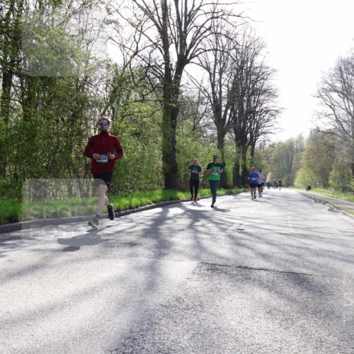 12.04.2026 - 45. Internationalen Wilhelmsburger Insellauf Yannick Fuchs http://msf.ph/oto/9485827 12.04.2026 10:29:15 Laufen 2521 meine-sportfotos.de