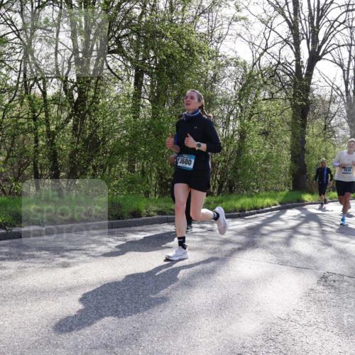 12.04.2026 - 45. Internationalen Wilhelmsburger Insellauf Yannick Fuchs http://msf.ph/oto/9485833 12.04.2026 10:35:09 Laufen 3680, 3830 meine-sportfotos.de