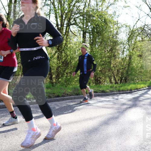 12.04.2026 - 45. Internationalen Wilhelmsburger Insellauf Yannick Fuchs http://msf.ph/oto/9485867 12.04.2026 10:35:13 Laufen  meine-sportfotos.de