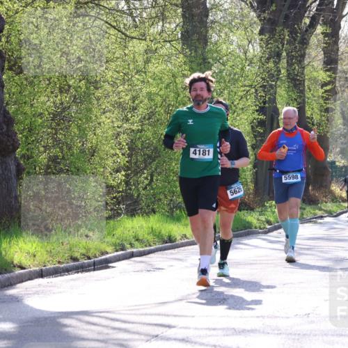 12.04.2026 - 45. Internationalen Wilhelmsburger Insellauf Yannick Fuchs http://msf.ph/oto/9485869 12.04.2026 10:35:14 Laufen 4181, 5626, 5598, 4402 meine-sportfotos.de