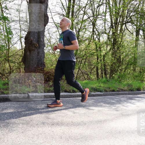12.04.2026 - 45. Internationalen Wilhelmsburger Insellauf Yannick Fuchs http://msf.ph/oto/9485882 12.04.2026 10:29:20 Laufen  meine-sportfotos.de